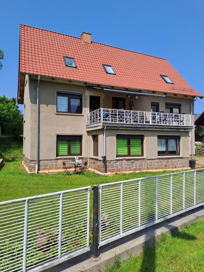 Monteur- Und Ferienwohnung In Hainichen - Obergeschoss Oder Dachgeschoss - Familie Weber Bockendorf Dış mekan fotoğraf
